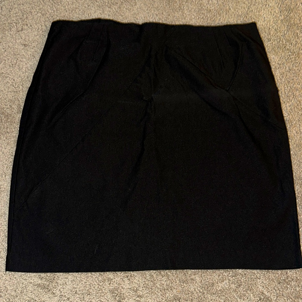 Tribal black skirt size 16 with asymmetrical seams 21”